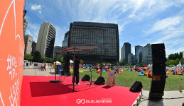 [책 읽는 서울광장] 책과 성민제의 연주