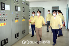 [포토] 강기정 광주시장, 송정배수펌프장 현장 점검