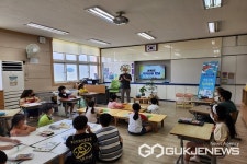 청주 행정초등학교, 찾아오는 작가 강연 실시