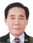 제19회 부여군민대상 수상자 이계협 석성면 면예면장 선정