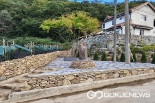 진천 백곡 용암마을, 선돌 복원 통해 자연 속 휴식공간 마련