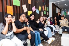 영산대 호텔관광대학 건물에선 화요일마다 영어만 사용해요