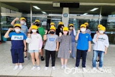 청주 우암초등학교, 노란모자 학생지킴이 눈길