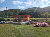 통영시 한 시설 쓰레기 집합장 악취로 몸살