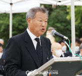 식사 하는 정수용 이봉창의사기념사업회장