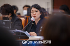 용혜인 