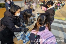 영동 이수초등학교 학부모회, 꼭꼭 아침밥 먹기 캠페인 전개