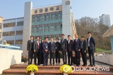 충북도의회 교육위원회, 청주 성화중학교 등 방문