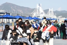 해양복원단체 블루사이렌, 남구와 부산엑스포 유치 기원 오션시티 플로깅