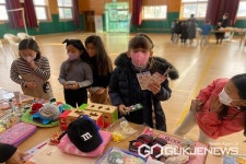 증평 죽리초등학교 학부모회·학생자치회, 불우이웃돕기 마켓 운영