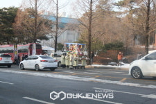[국제포토] 천안시 성남면 지정폐기물반대대책 위원회 상여 행렬.