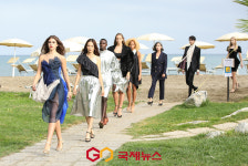 2022 더룩오브더이어 이태리 오프닝 쇼 선보인 모니카고의 新 브랜드 메종니카