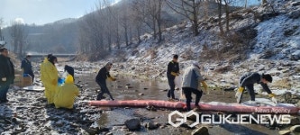 용인시 이동읍, 화재 발생으로 오염된 용덕사천 정화 구슬땀