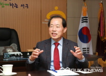 류한국 서구청장, 우리 서구로 출생신고 및 혼인신고 해 주세요