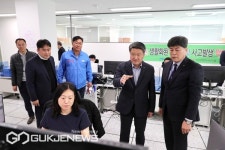 중진공 김학도 이사장, 항만물류 선도기업 현장방문