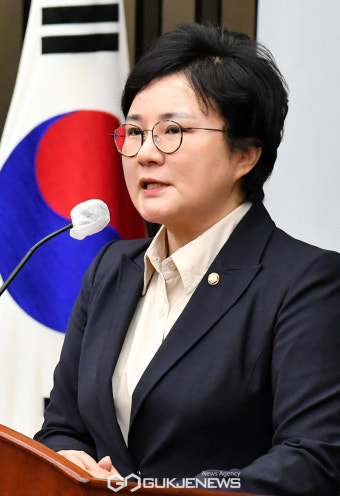 인사말 하는 조수진 국민의힘 최고위원