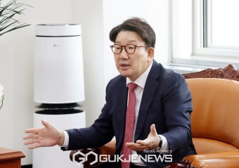 권성동 