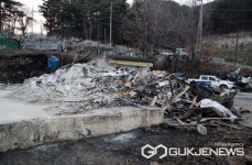 하승철 하동군수, 악양면 화재 피해 세대 찾아 위문