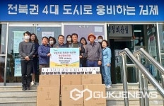 김제백산 구철규 하빈농장 대표, 센선등 130개(400만원 상당)기탁