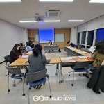 [포토] 가평군 청평도서관 정기 작가의 만남