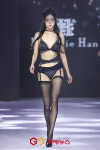[GJ포토] 하이서울패션쇼 란제리한 컬렉션 런웨이 선보이는 모델 김민진