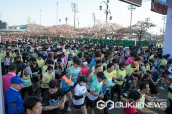 2023 군산새만금 국제마라톤대회 성료... 남자부 전수환, 여자부 이수민 우승