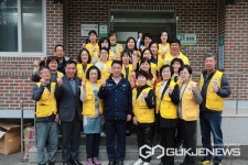 영동 학산면 적십자 학산봉사회, 사랑의 경로위로연 열어