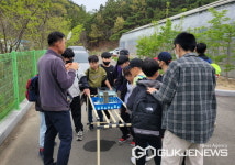 창녕생태곤충원, 멸종위기야생생물 먹이주기 체험 운영