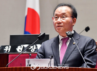 발언하는 국민의힘 원내대표
