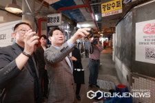이상일 용인시장, 용인중앙시장 도시재생사업 성공적 추진 위해 충남 예산군 벤치마킹