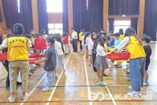 진천 만승초등학교, 학부모와 함께 놀이체육 시간 운영