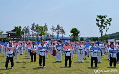 경주시태권도協, 2025 APEC 경주 유치 플래시 몹 눈길