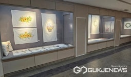 충주박물관 지역작가전 들꽃이야기 전시회 개최