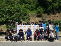 남원시 산동면·건설과 직원, 농촌일손돕기 구슬땀... 수확감자 경로당 전달