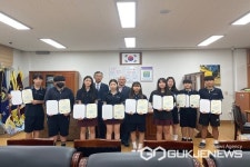 음성 무극중학교에 권순창 씨, 장학금 기탁