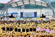 우주항공도시, 경남 사천에 장구의 신, 박서진 길 생겼다