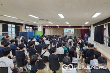 청주 용암초등학교, 이태석 재단 구수환 이사장 강연 가져