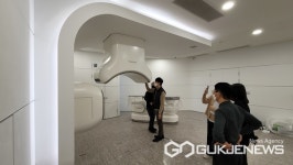 모비스 비츠로테크 다원시스 주가 주목 중입자치료 관련주 급등락 반복