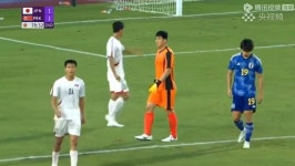 [아시안게임 축구 중계] 북한 골키퍼 옐로카드...일본 2-1 앞서는 중