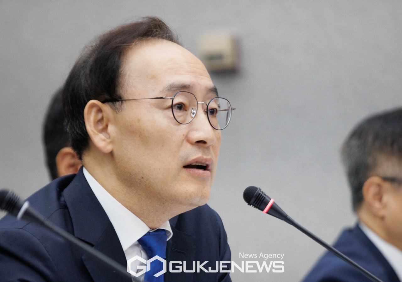 서울중앙지법원장 김정중, 권력이나 여론에 영향 받지 않고 증거와 법리에 따라 공정하게 판단할 것 강조