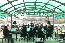 청주 강서초등학교, 행복한 등굣길 음악회 열어