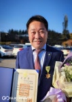 파주시 새마을지도자 신경재회장, 새마을훈장 노력장 수상