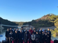 포항 천마저수지 둘레길 준공…저수지 횡단 출렁다리 눈길