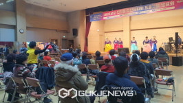 시흥시 신천동 주민자치회, 주민자치센터 프로그램 발표회 열어