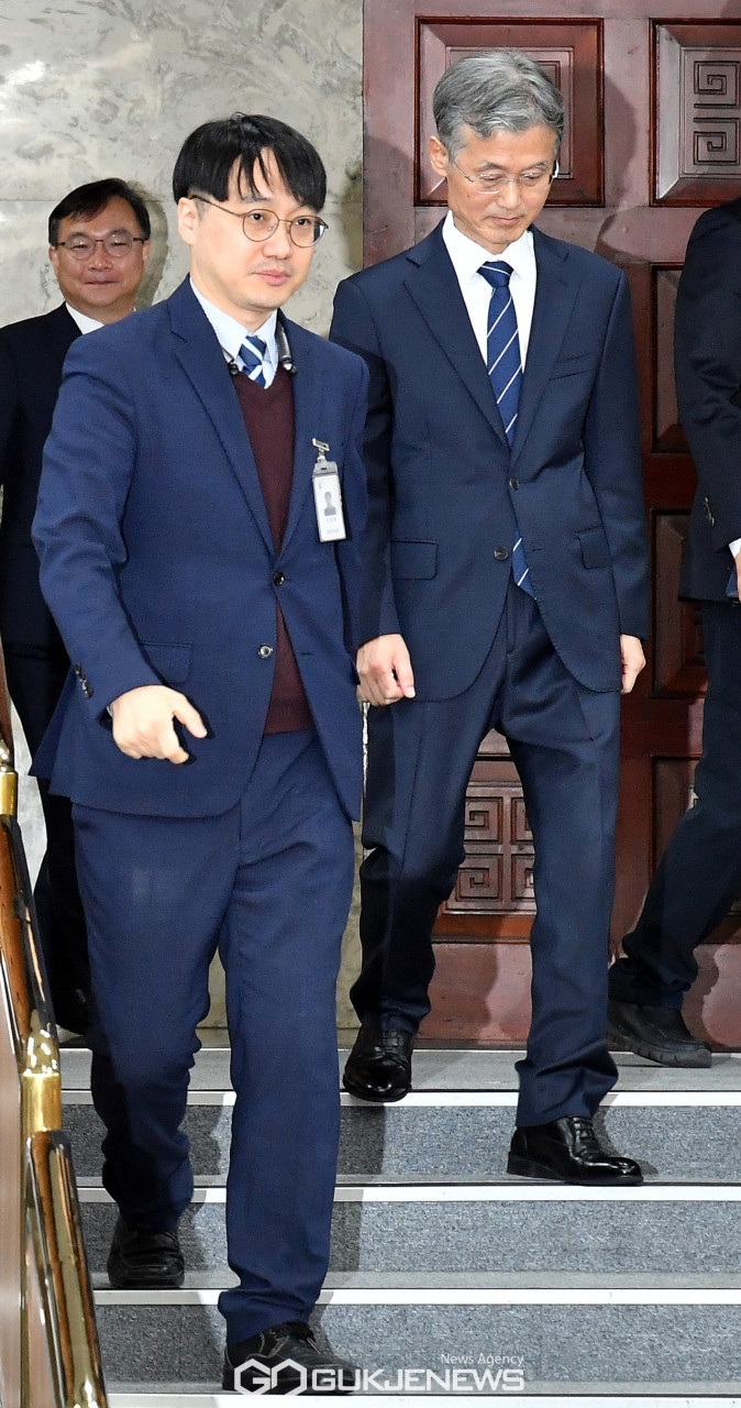 조희대 대법원장과 대법관 11명, 국회 청문회 불출석 사유서 제출