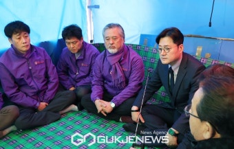 이태원 참사 유가족 찾은 민주당 홍익표 원내대표