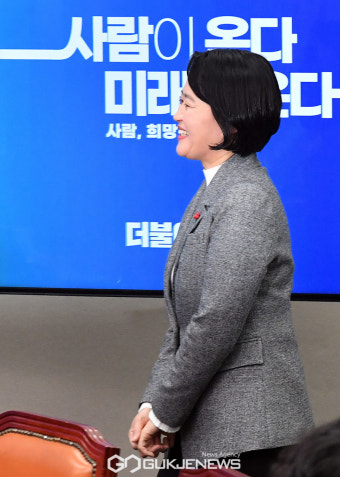 민주당, 인재영입식에 참석하는 박지혜 변호사