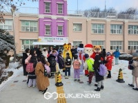 연천 상리초등학교, 따뜻함이 가득한 등교학생 아침맞이...매서운 동장군 극복