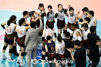 현대건설, 흥국생명 꺾으며 1위 자리 지켰다!