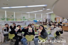 충북교육도서관, 청소년․교직원 책출판 지원 사업 전시회 가져